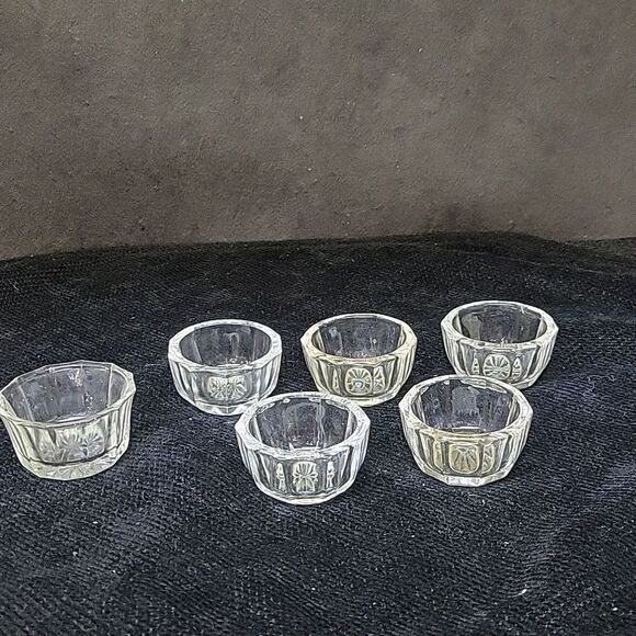 vintage salt cellar dip dishes. Lot Of 6 - Picture 1 of 10